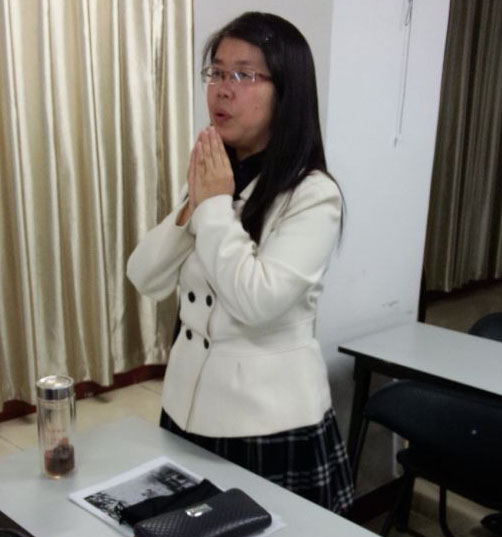 財務輕,怨何生,言語忍,忿自泯 財務輕,怨何生,言語忍,忿自泯